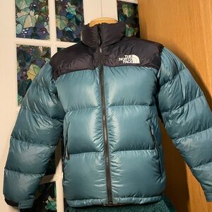 Vintage north face puffer jacket